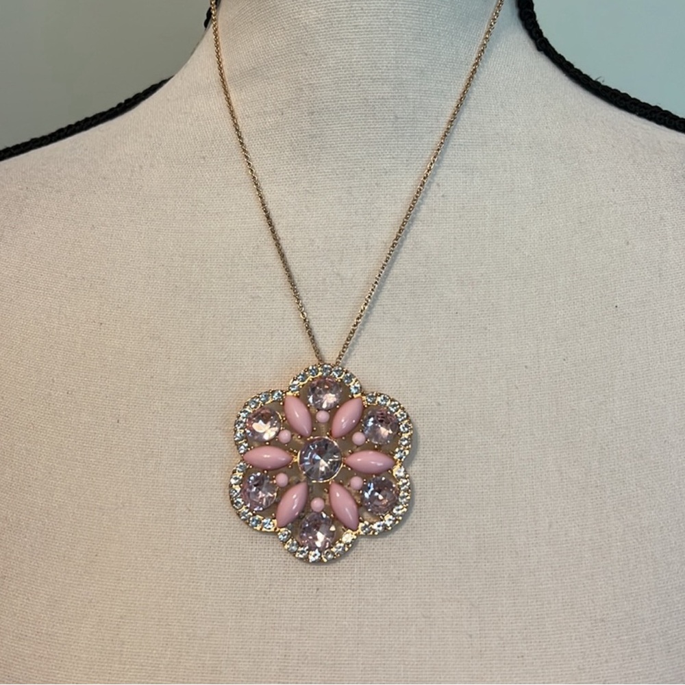 No Brand Name Necklace - Picture 2 of 4